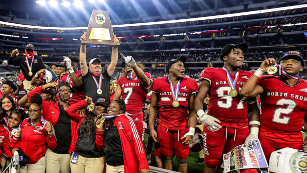 UIL-State-6A-Division-1-championship-game-December-18-2021.-North-Shore-vs-Duncanville.-Photo-Tommy-Hays-00