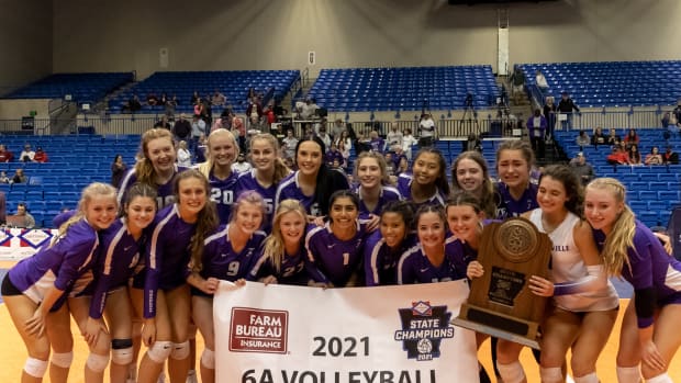 6A-Volleyball-Finals-Fayetteville-HarBer0639