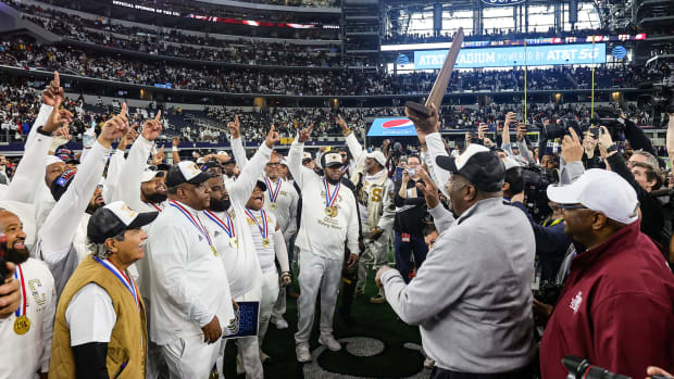 UIL State 5A Division 2 championship game December 18, 2021. Dallas South Oak Cliff vs Liberty Hill. Photo-Tommy Hays01