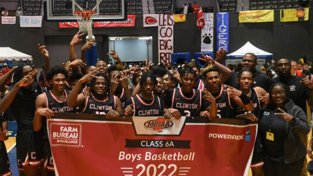 The Clinton Arrows rallied from a huge fourth-quarter deficit to defeat Olive Branch and clinch the 2022 MHSAA 6A Basketball Championship on Saturday, March 5 at the Mississippi Coliseum in Jackson.