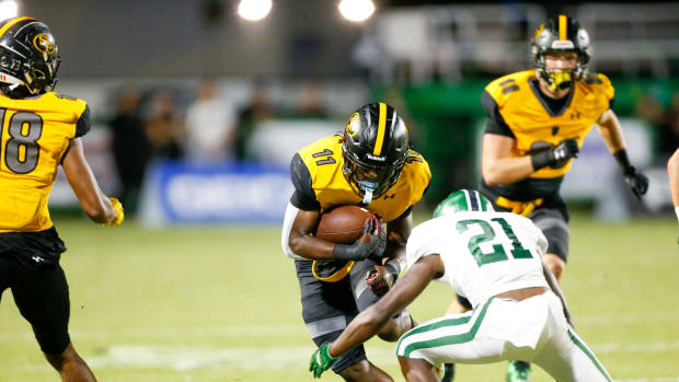 No. 10 St. Frances continued its dominant road show, September 15, 2022 as the Panthers rolled into Dutch Fork, South Carolina and powered past the previously undefeated Silver Foxes, 26-7.
