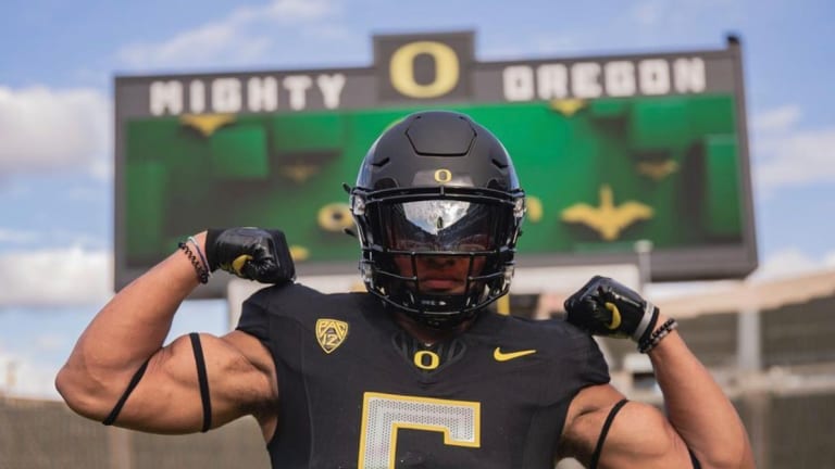 Kenyon Sadiq, nation's No. 5 athlete, 'locked in' with Oregon Ducks following Kenny Dillingham's departure