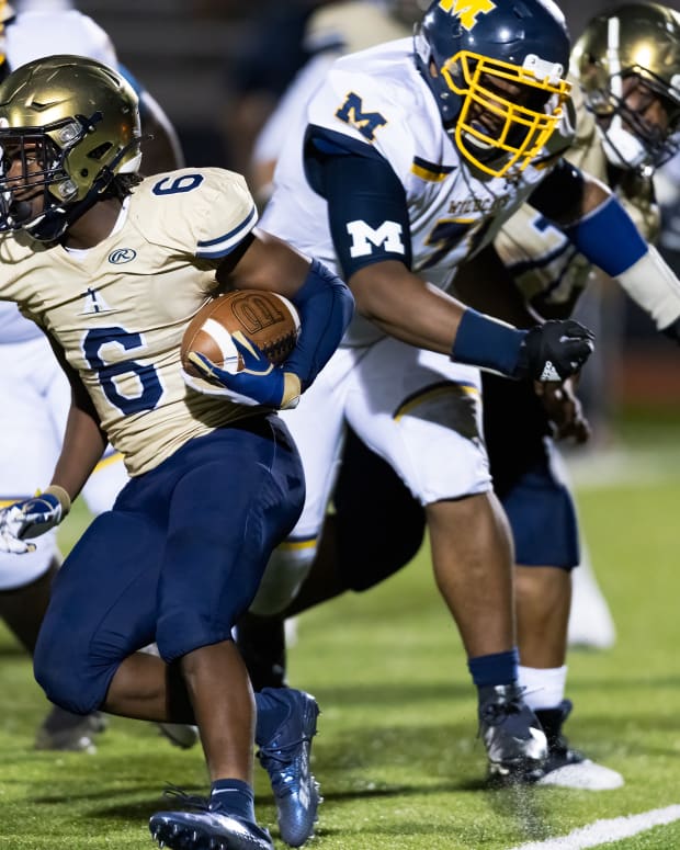 Lucious Dones scored three touchdowns to help the Althoff Cursaders rally for a dramatic 31-30 comeback victory against visiting Marion in Belleville, Illinois on September 30, 2022.