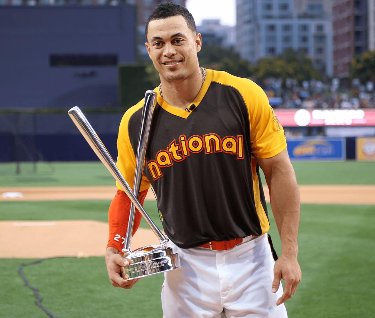 Giancarlo Stanton – Photo by Arturo Pardavila III from Hoboken, NJ, USA / CC BY (https://creativecommons.org/licenses/by/2.0)