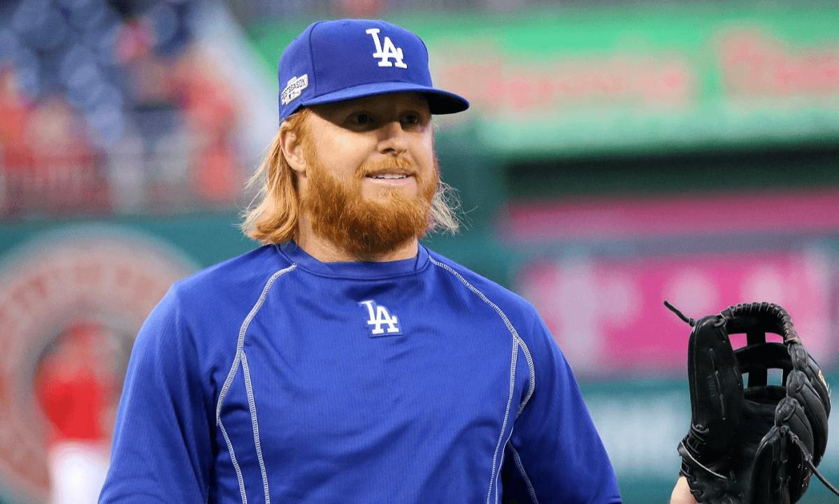 Justin Turner – Photo by Arturo Pardavila III from Hoboken, NJ, USA / CC BY (https://creativecommons.org/licenses/by/2.0)