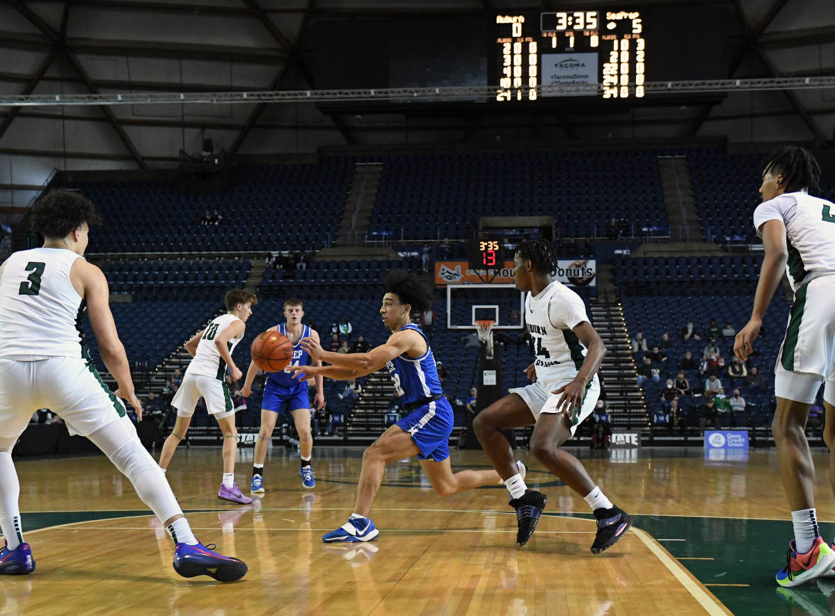 Seattle Prep's Braeden Smith navigates a sea of Auburn defenders in the Class 3A state semifinals.